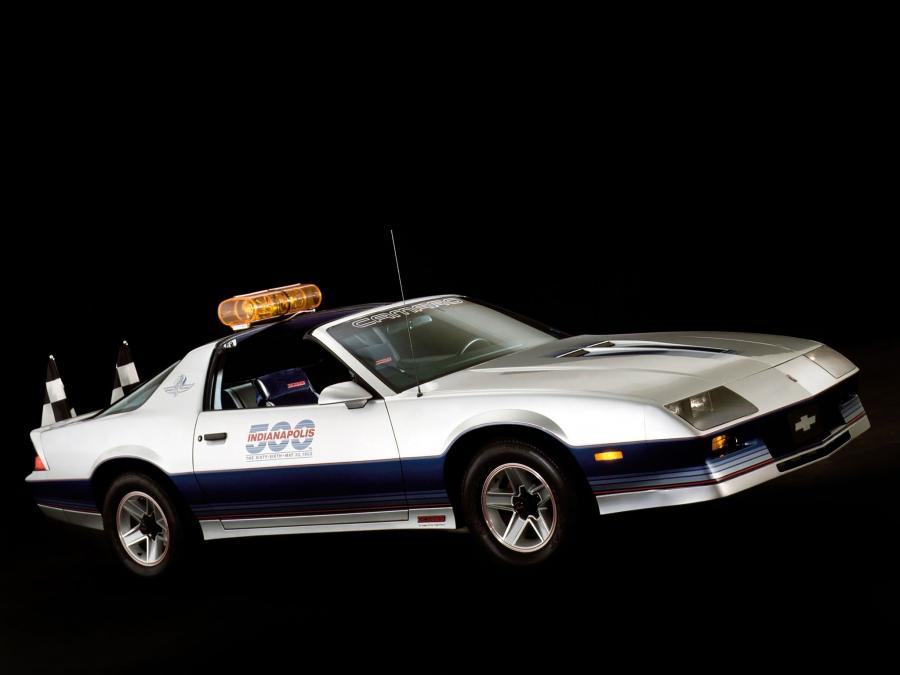  Chevrolet Camaro Z28 Indy 500 Pace Car 1982 года  (фото 3 из 7)